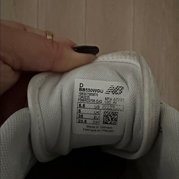 New Balance BB550 - Picture 8 of 8